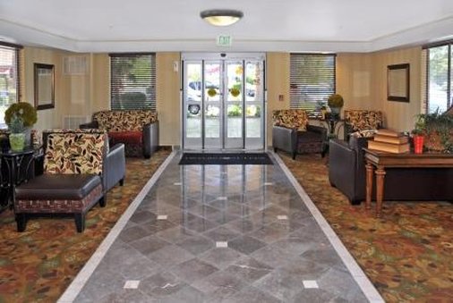 Oxford Inn & Suites Lancaster - Lancaster, CA