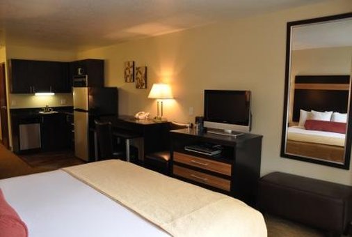 Oxford Suites Gladstone - Gladstone, OR