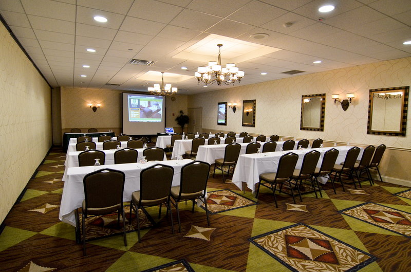 Holiday Inn Philadelphia-Cherry Hill - Cherry Hill, NJ