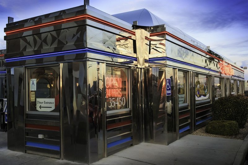 Oak Tree Inn - Yermo, CA