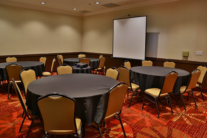 Holiday Inn Long Beach Downtown - Long Beach, CA