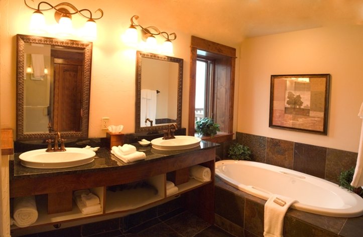 Lodge At Whitefish Lake - Whitefish, MT