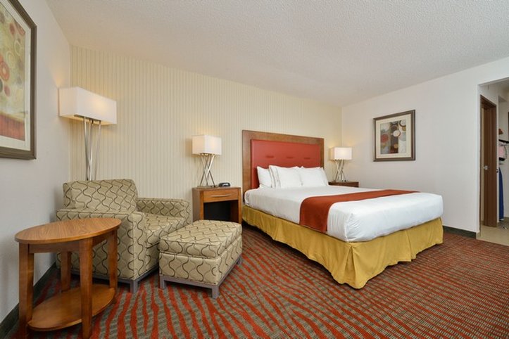 Holiday Inn Express BOSTON-MILFORD - South Lancaster, MA