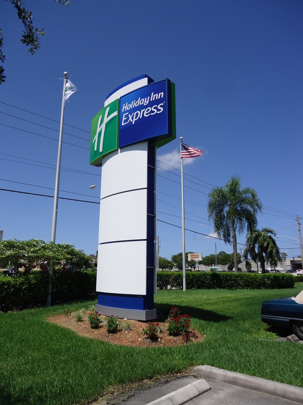 Holiday Inn Express - Boca Raton, FL