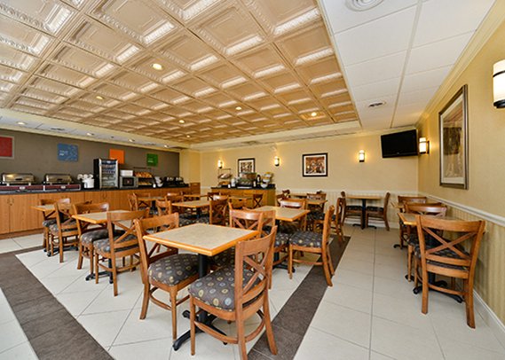 Best Western Plus North Shore - Danvers, MA