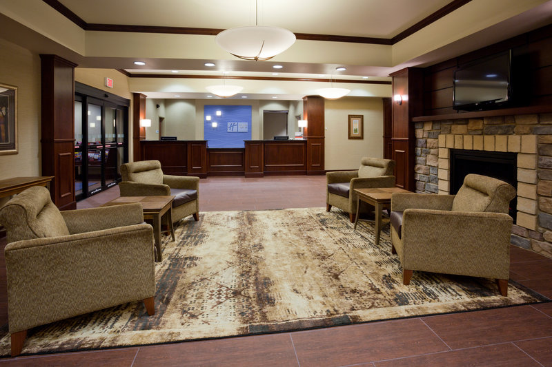 Holiday Inn Express & Suites MINNEAPOLIS SW - SHAKOPEE - Shakopee, MN