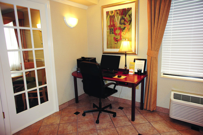 La Quinta Inn & Suites Pharr - Pharr, TX