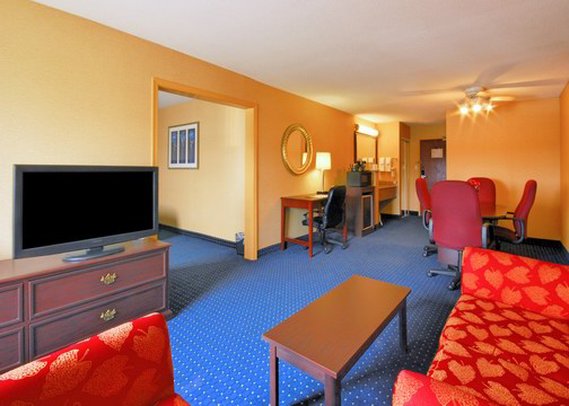 Comfort Inn & Suites - North East, MD