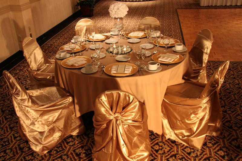 Embassy Suites By Hilton Denver Southeast - Denver, CO