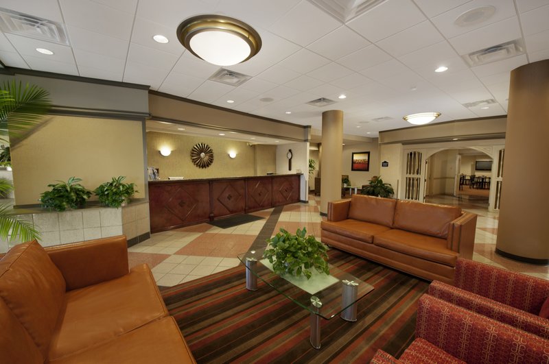 BEST WESTERN Airport Plaza Inn & Conference Center - Bridgeton, MO