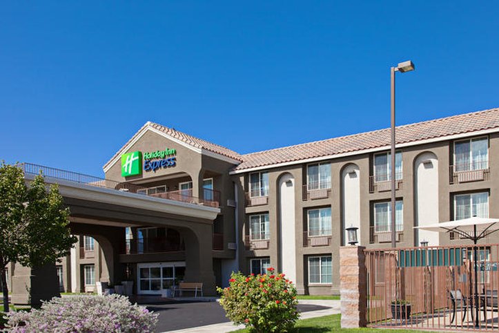 Holiday Inn Express - Fort Huachuca, AZ