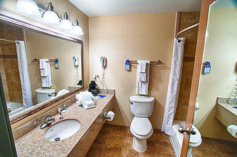 Best Western Plus - Canton, OH