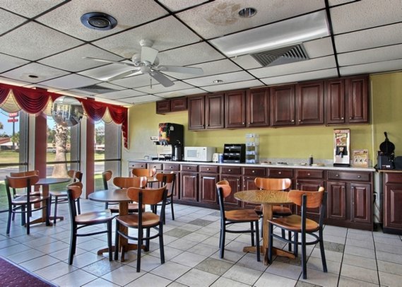 Clean Stay Inn - Hardeeville, SC