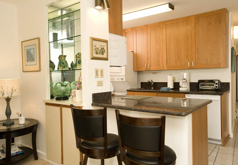 Island Sands Condominium - Wailuku, HI
