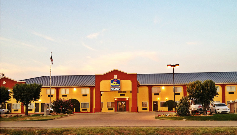 Sand Springs Inn & Suites - Sand Springs, OK