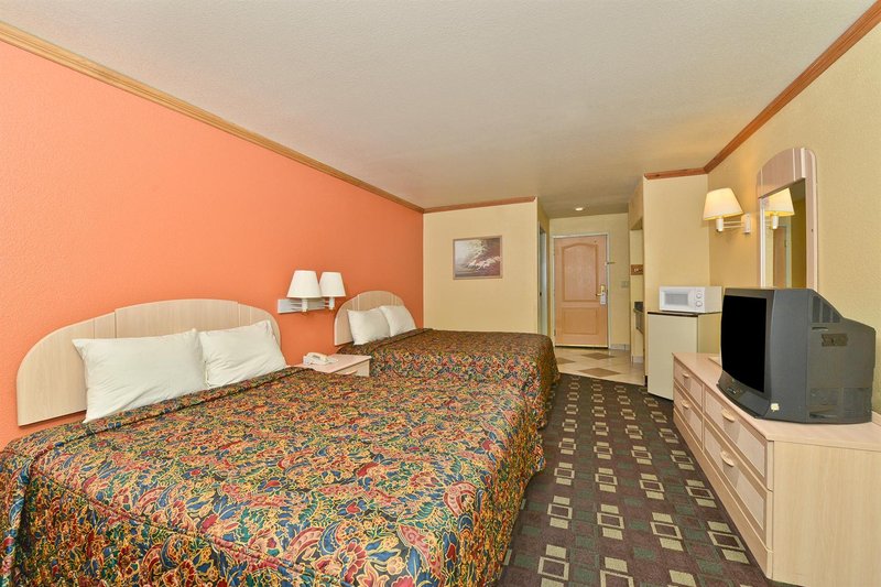 Americas Best Value Inn & Suites Colorado Springs Co - Colorado Springs, CO