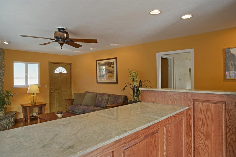 Americas Best Value Inn - Mariposa, CA