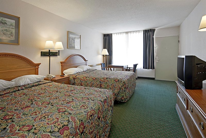 Americas Best Value Inn - Marianna, FL