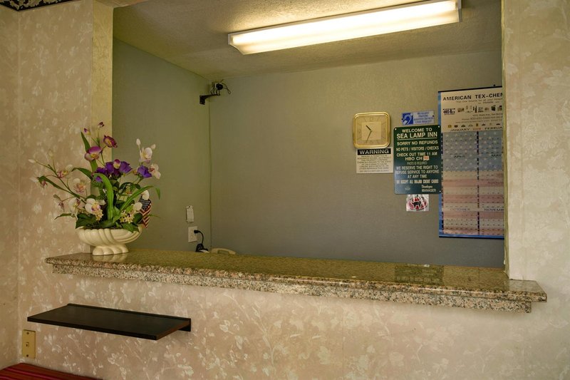 Americas Best Value Inn - Seaside, CA