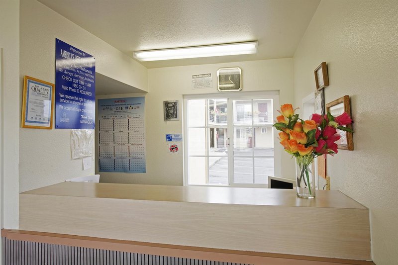 Americas Best Value Inn-Seaside South - Seaside, CA