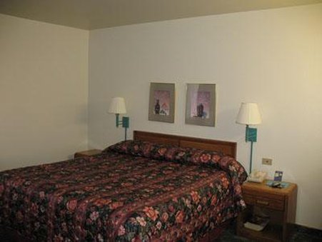 Americas Best Value Inn-Seaside South - Seaside, CA