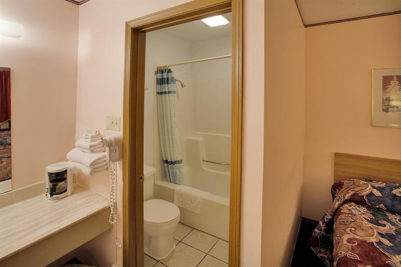 Americas Best Value Inn Murphysboro Carbondale - Murphysboro, IL