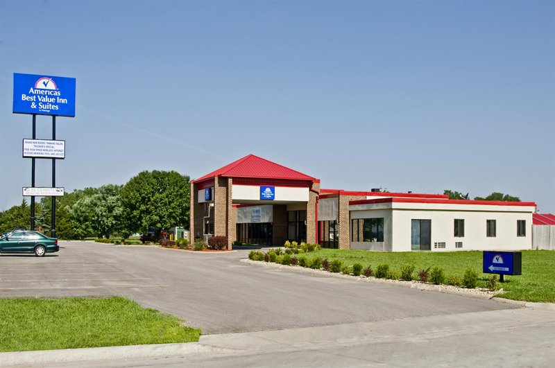 Americas Best Value Inn & Suites-Hesston - Hesston, KS