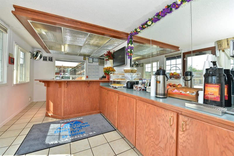 Americas Best Value Inn - Hazlehurst, GA