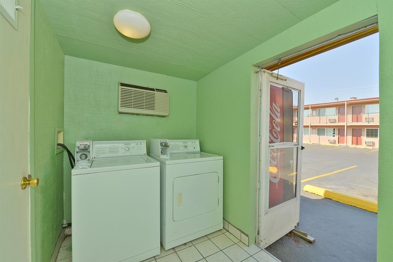 Americas Best Value Inn - Hazlehurst, GA