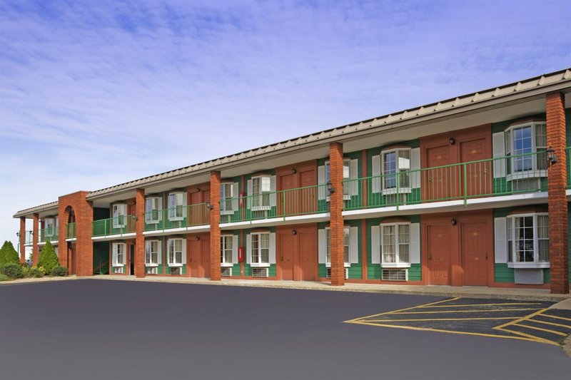 Americas Best Value Inn - Belvidere, IL