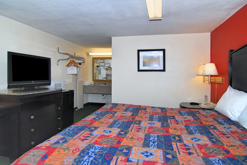 Econolodge - Kingsport, TN
