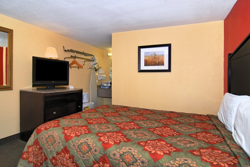 Econolodge - Kingsport, TN