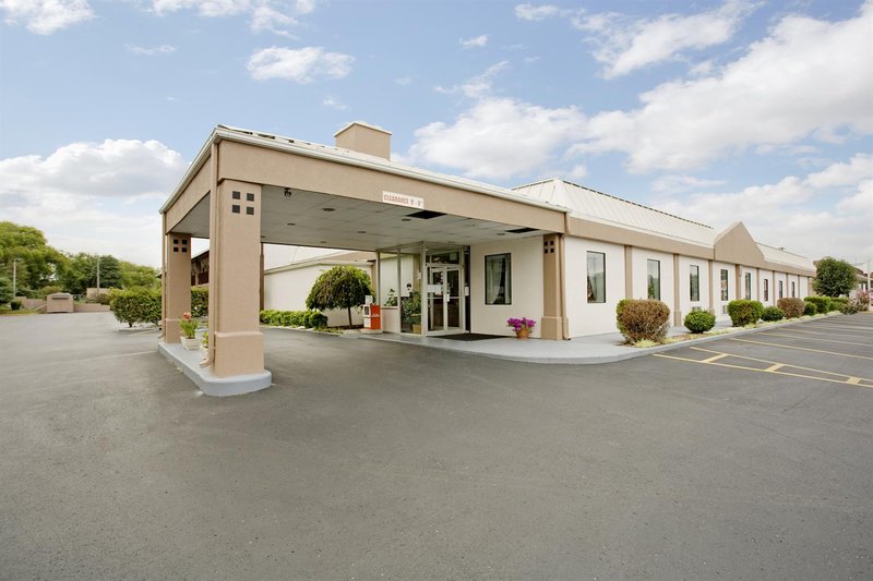 Americas Best Value Inn-Shelbyville - Shelbyville, TN
