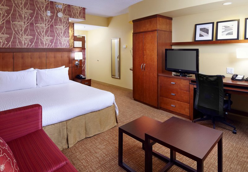Courtyard By Marriott Tampa Oldsmar - Oldsmar, FL