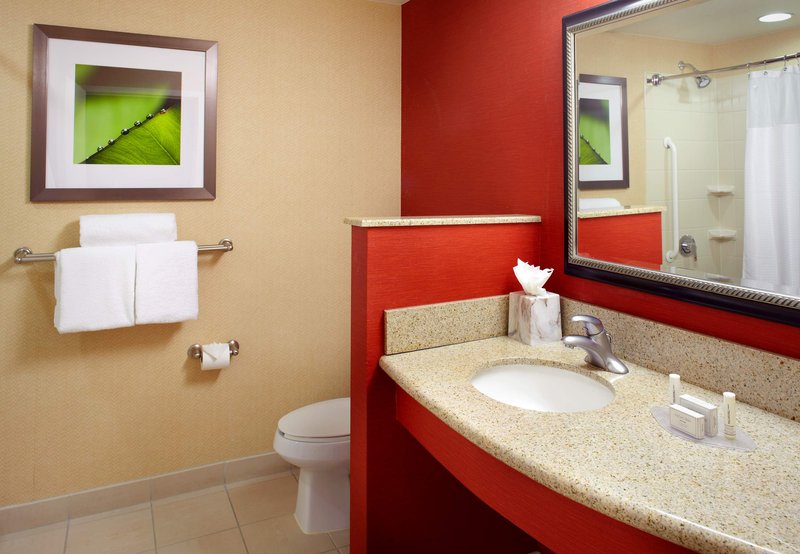 Courtyard By Marriott Tampa Oldsmar - Oldsmar, FL
