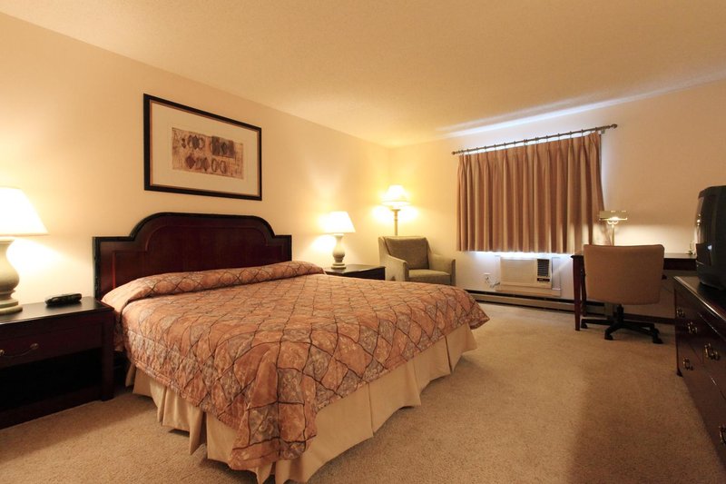 Americas Best Value Inn - Escanaba, MI