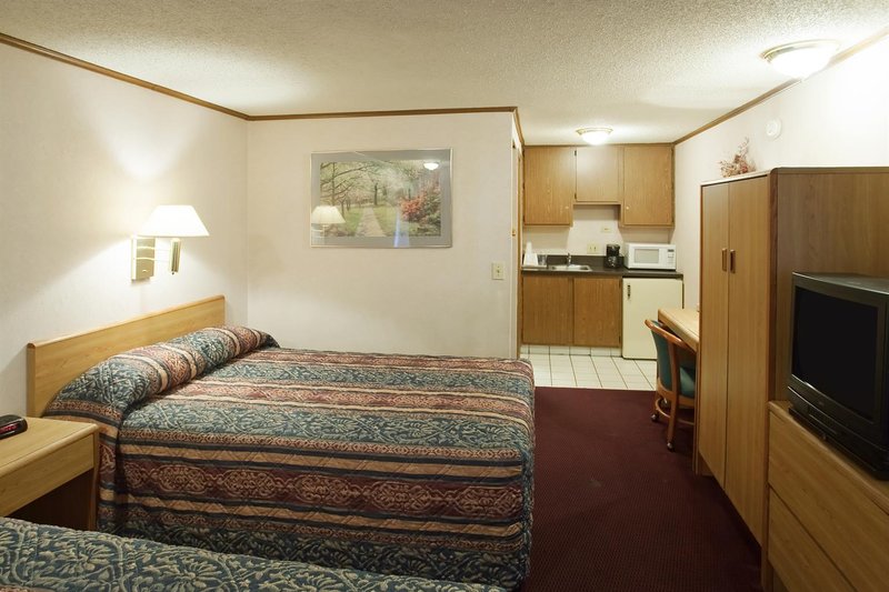Americas Best Value Inn - Monroe, MI