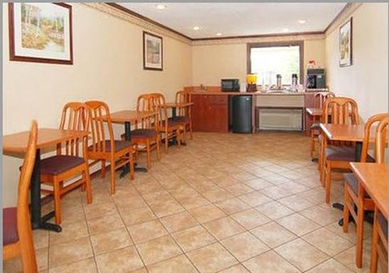 Econo Lodge - Warren, MI