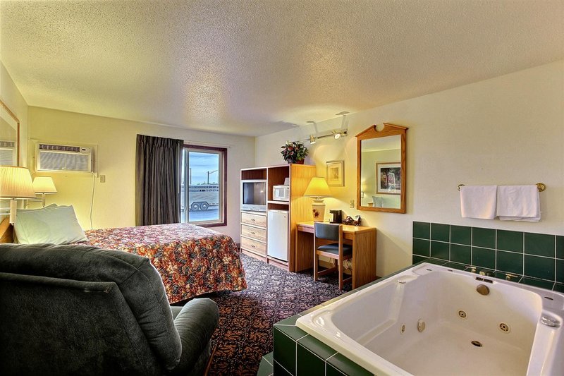 Fergus Inn - Fergus Falls, MN