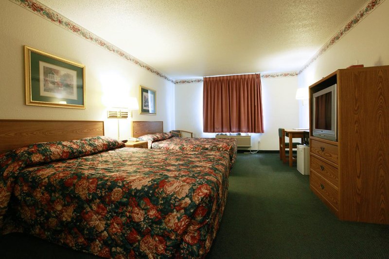 Americas Best Value Inn - Northfield, MN