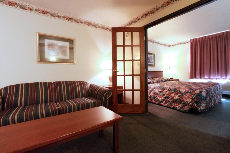 Americas Best Value Inn - Northfield, MN