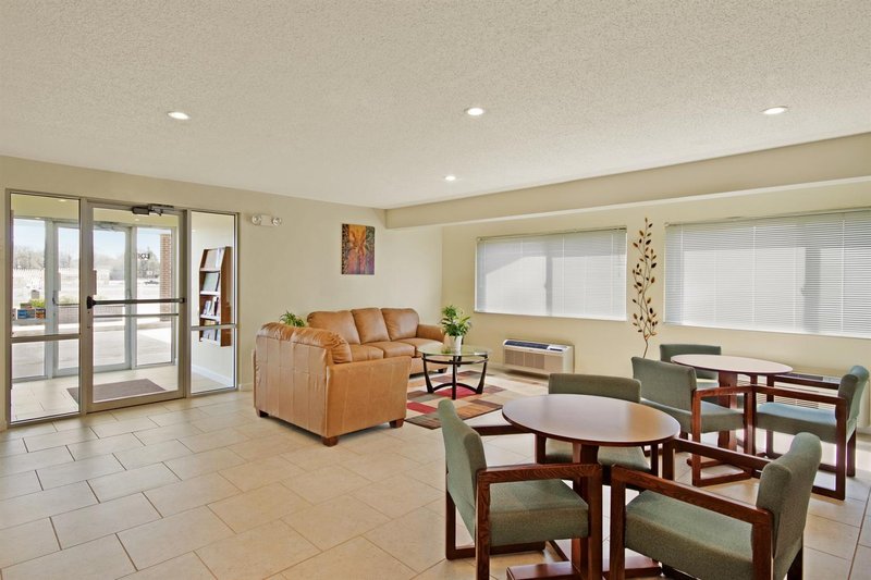 Americas Best Value Inn & Suites - Cabool, MO