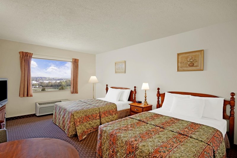 Americas Best Value Inn & Suites - Cabool, MO