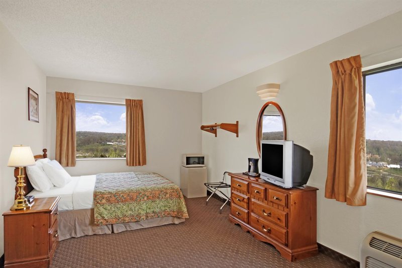 Americas Best Value Inn & Suites - Cabool, MO