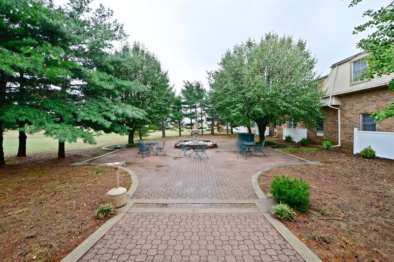 Americas Best Value Inn & Suites - Sikeston, MO