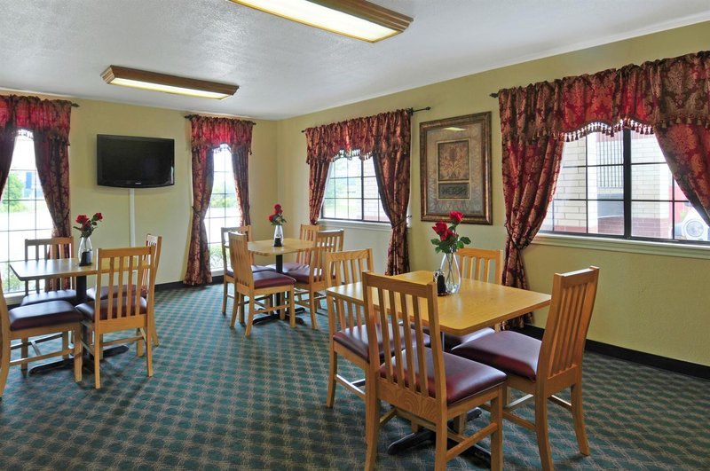 Americas Best Value Inn - New Boston, TX