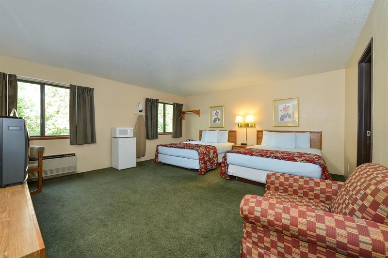 Americas Best Value Inn - Rhinelander, WI