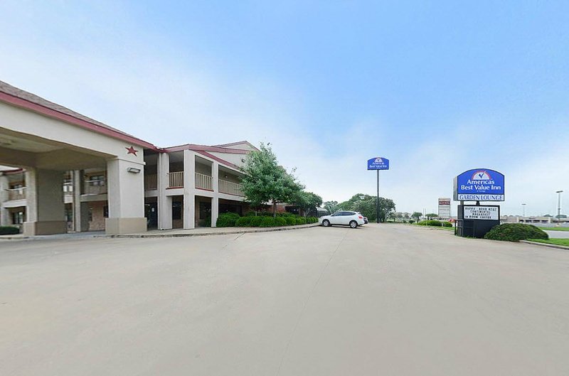 Americas Best Value Inn - Sealy, TX