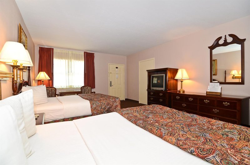 Americas Best Value Inn - Sealy, TX