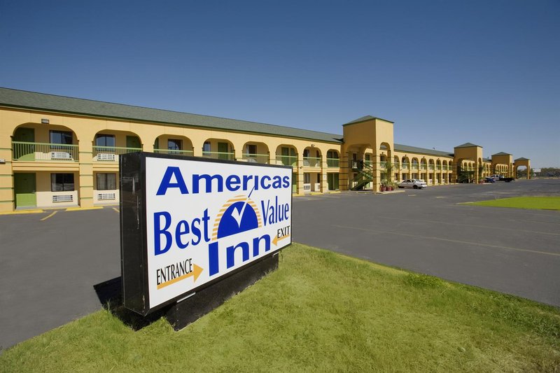 Americas Best Value Inn-AT&T Center - San Antonio, TX